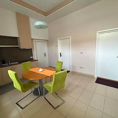 Apart Otel Soleil Apartman Szeged 4*